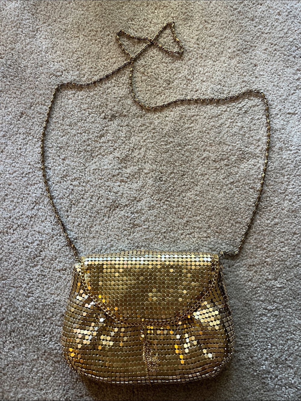 Vintage Gold Sequin Crossbody Bag with Chain Strap